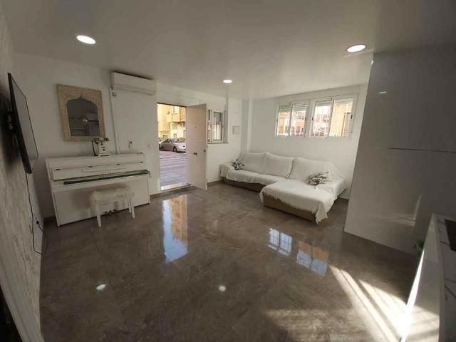 Living room of House or chalet for sale in  Almería Capital  with Air Conditioner and Heating