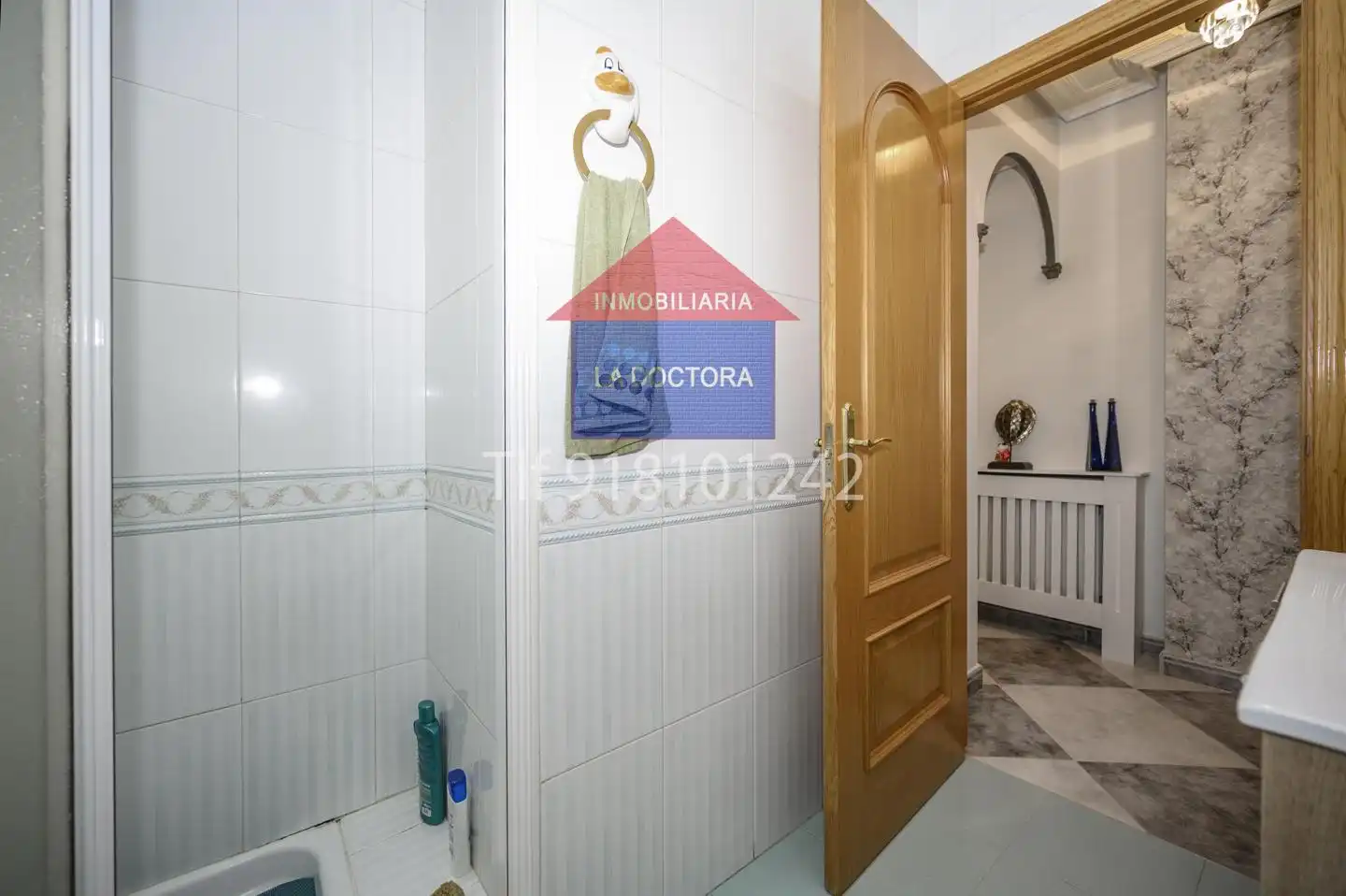 Baño de Casa o chalet en venta en Escalona con Calefacción, Terraza y Piscina