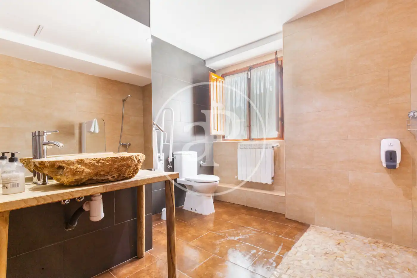Bathroom of Country homes for sale in Utiel  with Air Conditioner, Heating and Private garden