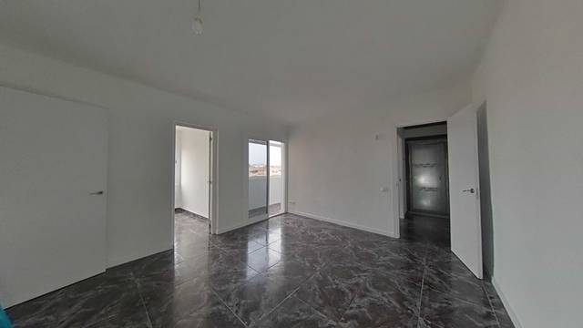 Piso en Venta en C/ Onyar en La Marina del Port