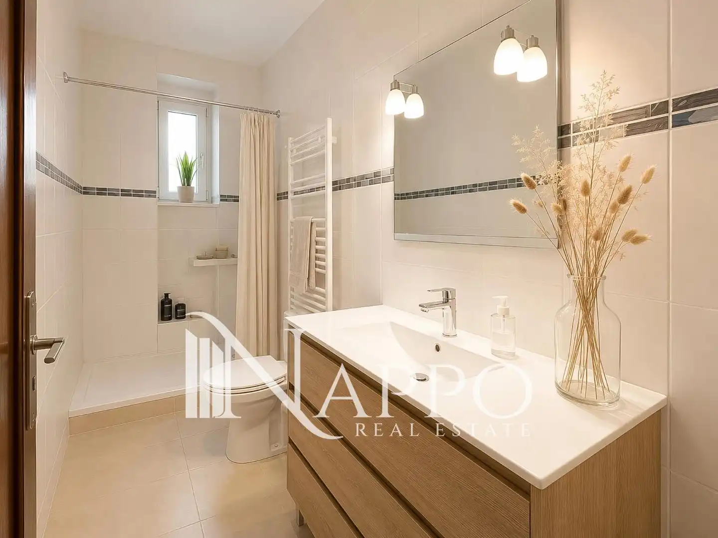 Baño de Piso en venta en  Palma de Mallorca con Aire acondicionado, Calefacción y Terraza