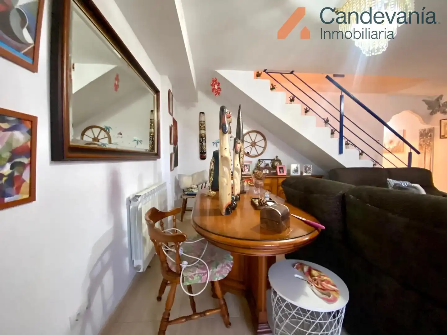 Sala de estar de Casa adosada en venta en Las Pedrosas con Aire acondicionado, Calefacción y Jardín privado