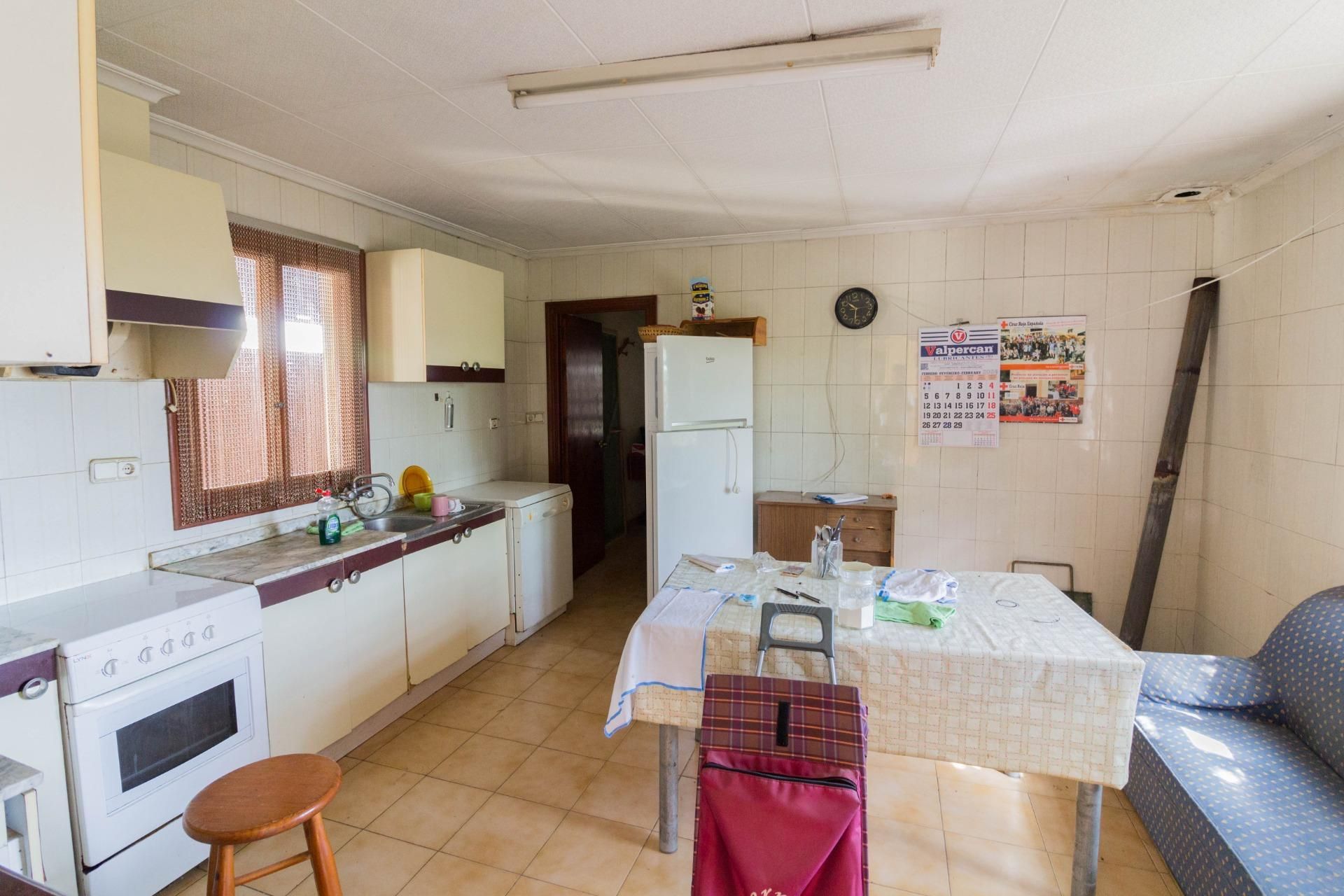 Cuina de Finca rústica en venda en Callosa de Segura amb Jardí privat
