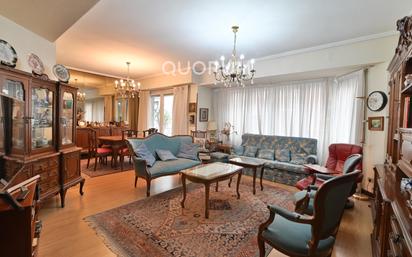 Living room of Flat for sale in Bilbao   with Heating and Balcony