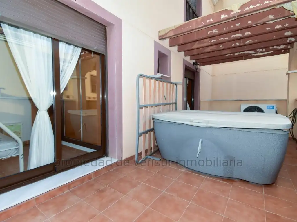 Habitación de Apartamento de alquiler en Águilas con Aire acondicionado, Jardín privado y Piscina