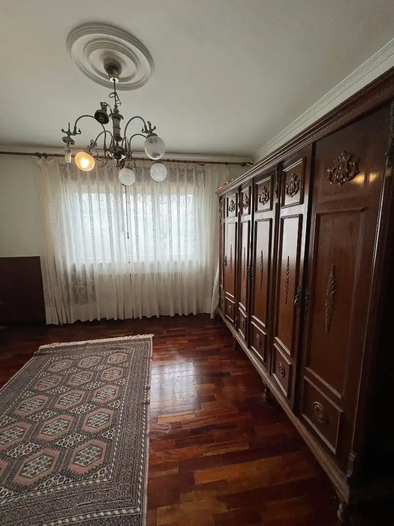 Dormitori de Casa o xalet en venda en Viveiro amb Calefacció, Jardí privat i Parquet