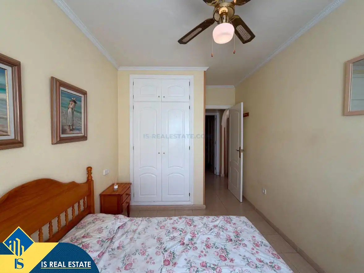 Habitación de Casa o chalet en venta en Torrevieja con Calefacción, Jardín privado y Terraza
