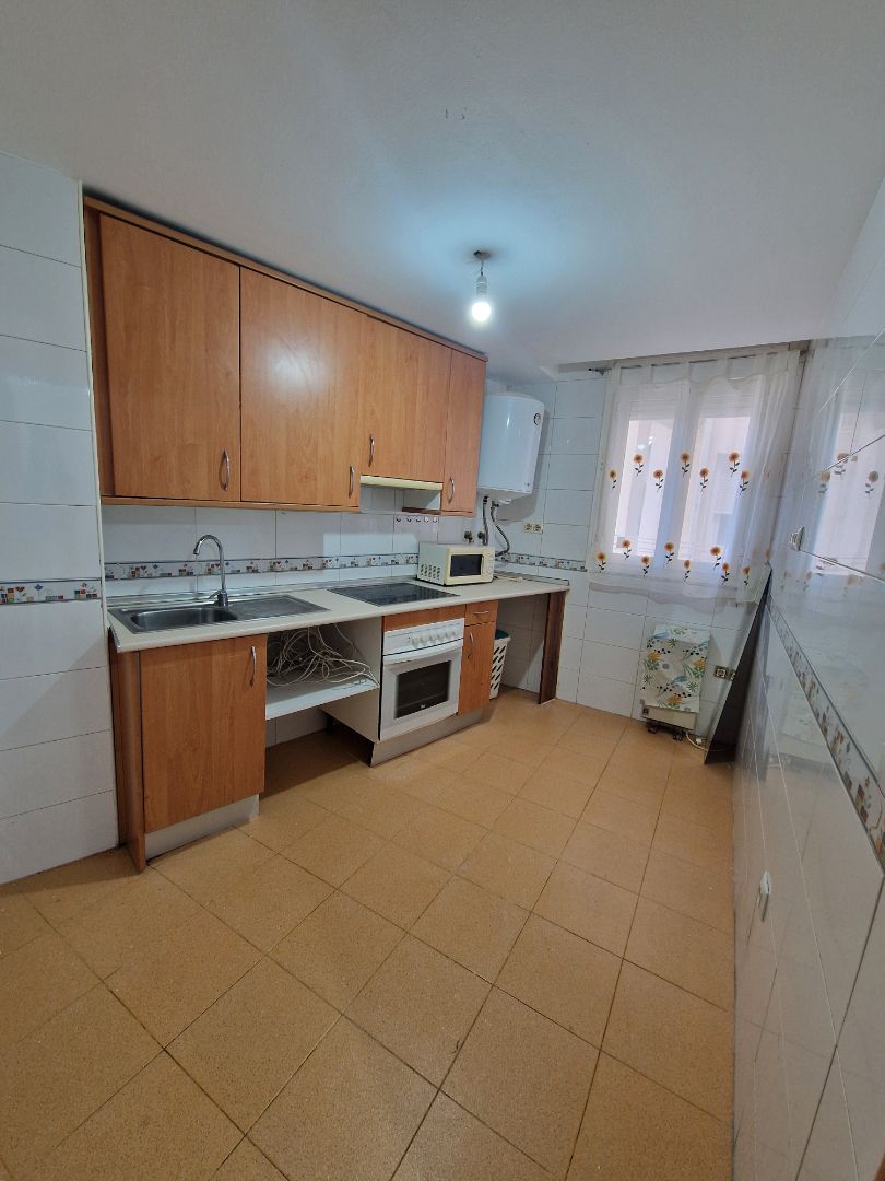 Kitchen of Flat for sale in Illescas  with Heating and Balcony
