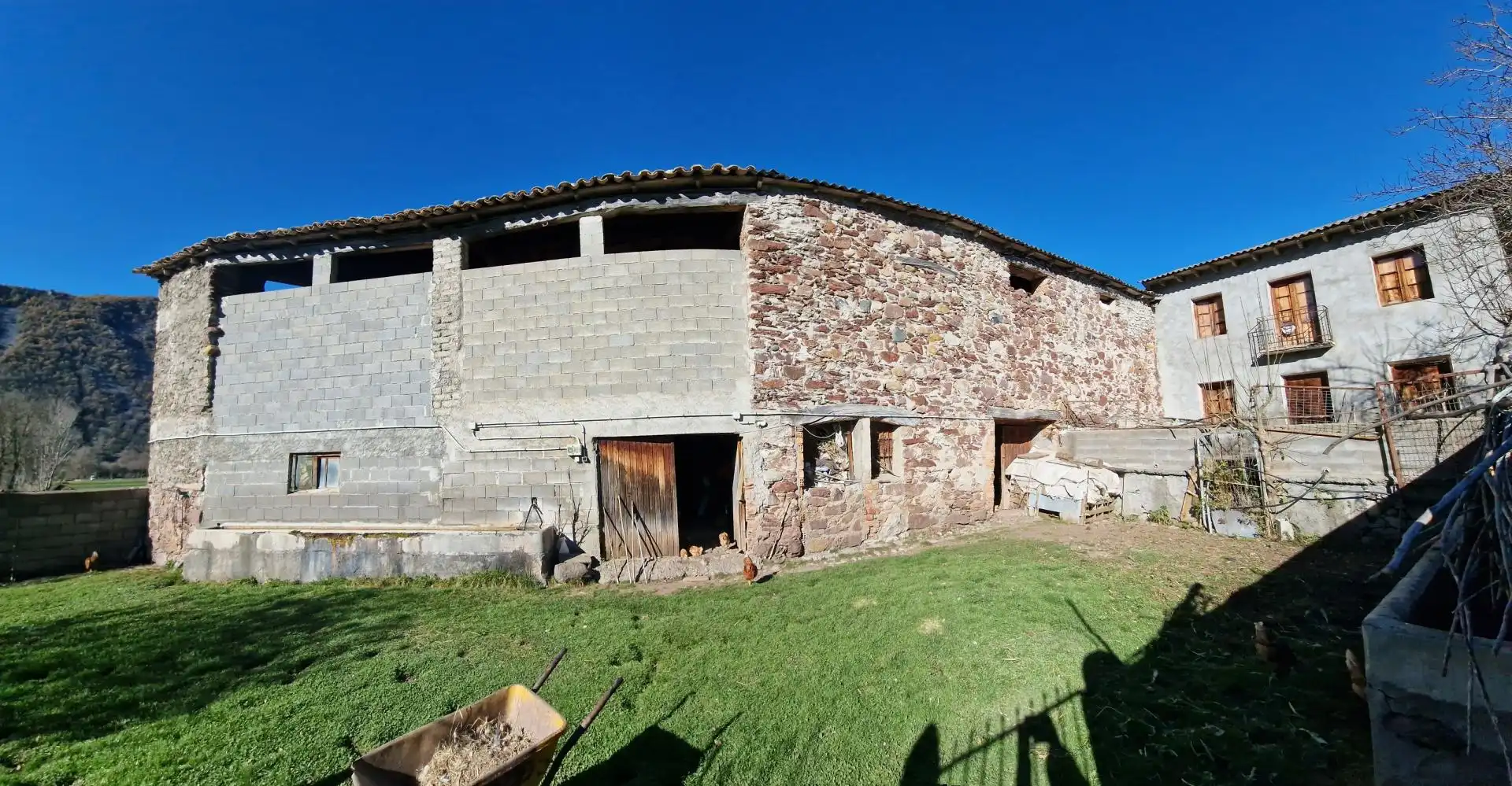 Vista exterior de Residencial en venta en Castejón de Sos, Huesca