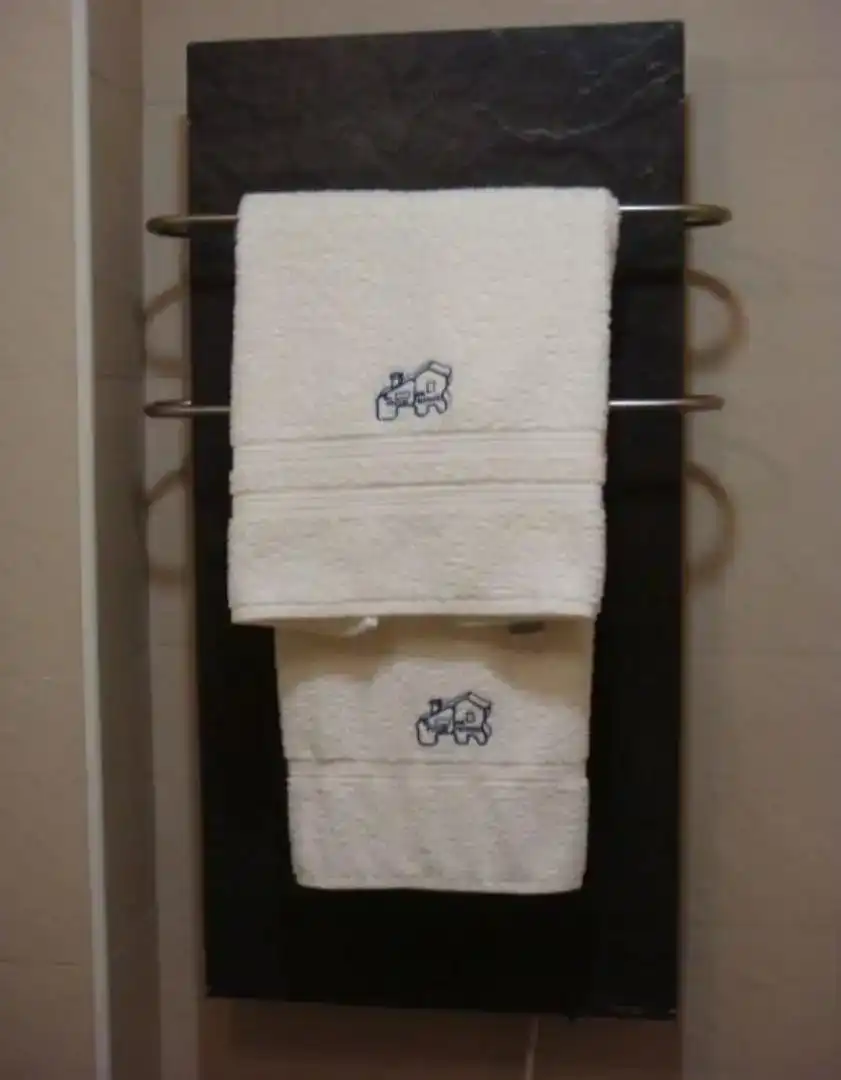 Bany de Apartament en venda en Pradosegar amb Moblat, Forn i Rentadora