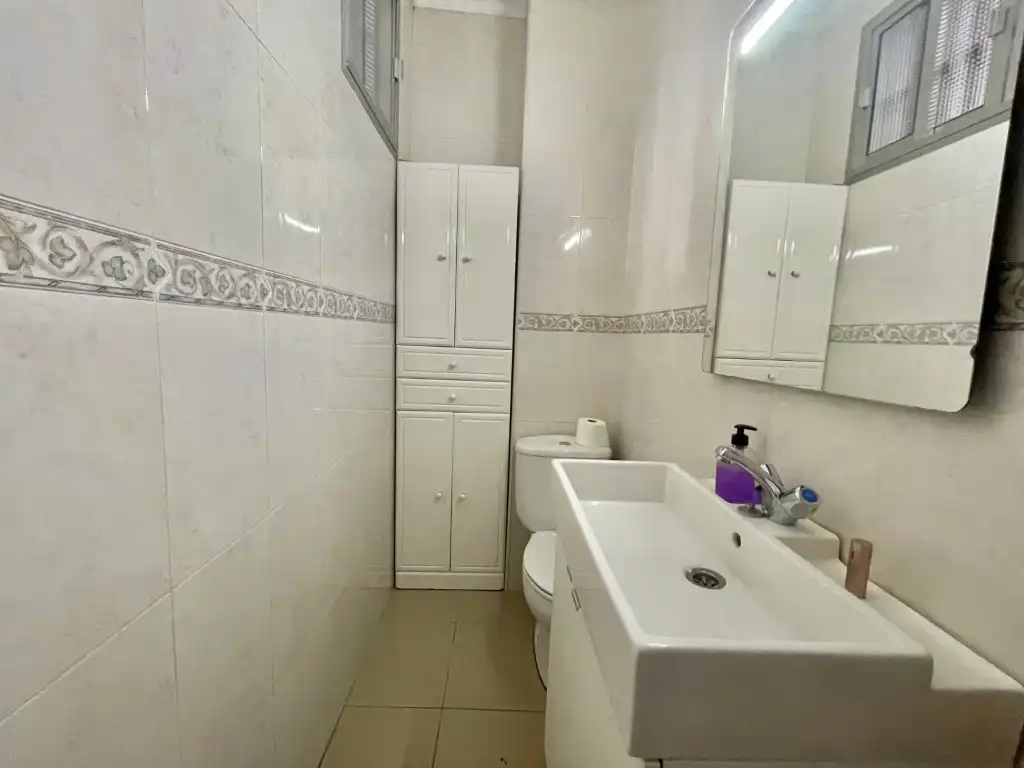 Bathroom of Flat for sale in Dos Hermanas