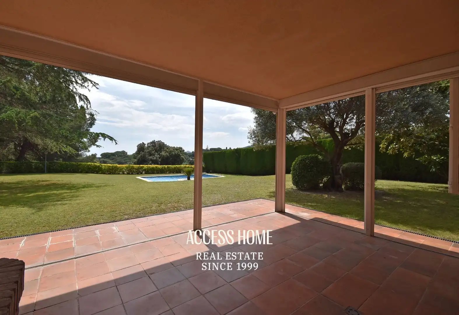 Jardí de Casa o xalet en venda en Sant Vicenç de Montalt amb Aire condicionat, Calefacció i Terrassa