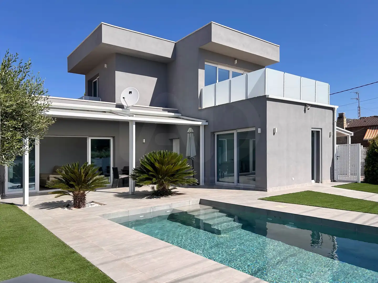 Casa con piscina in vendita a Les Tres Cales