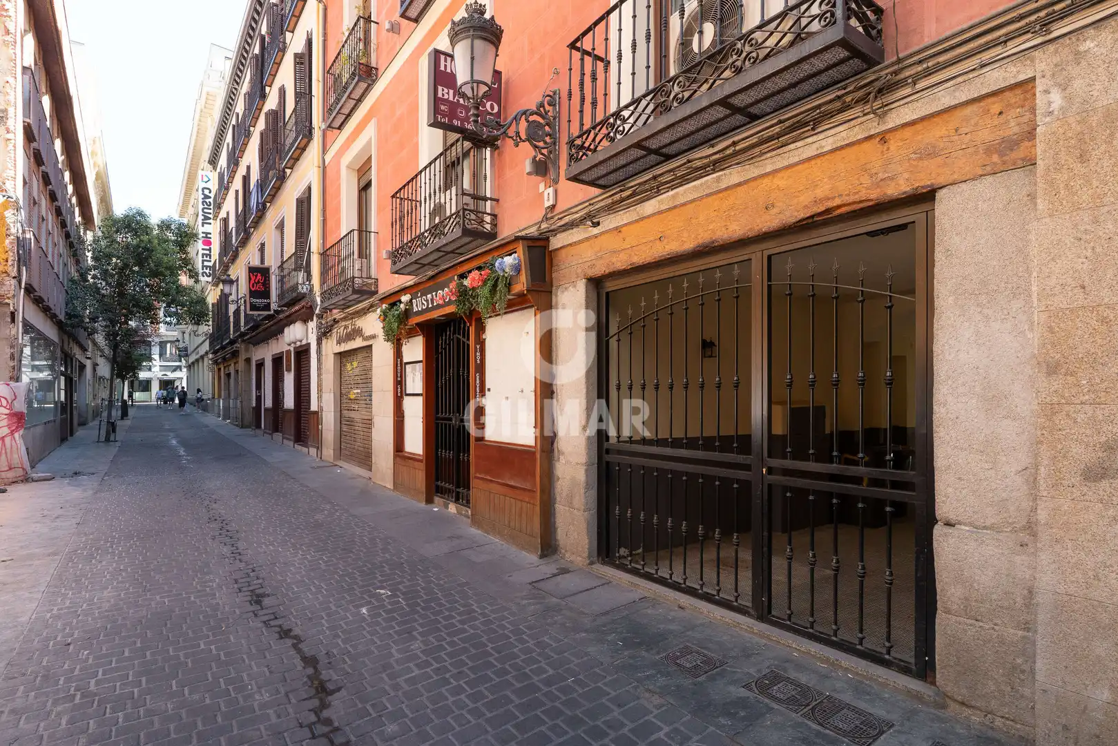 Vista exterior de Piso en venta en Madrid con Calefacción