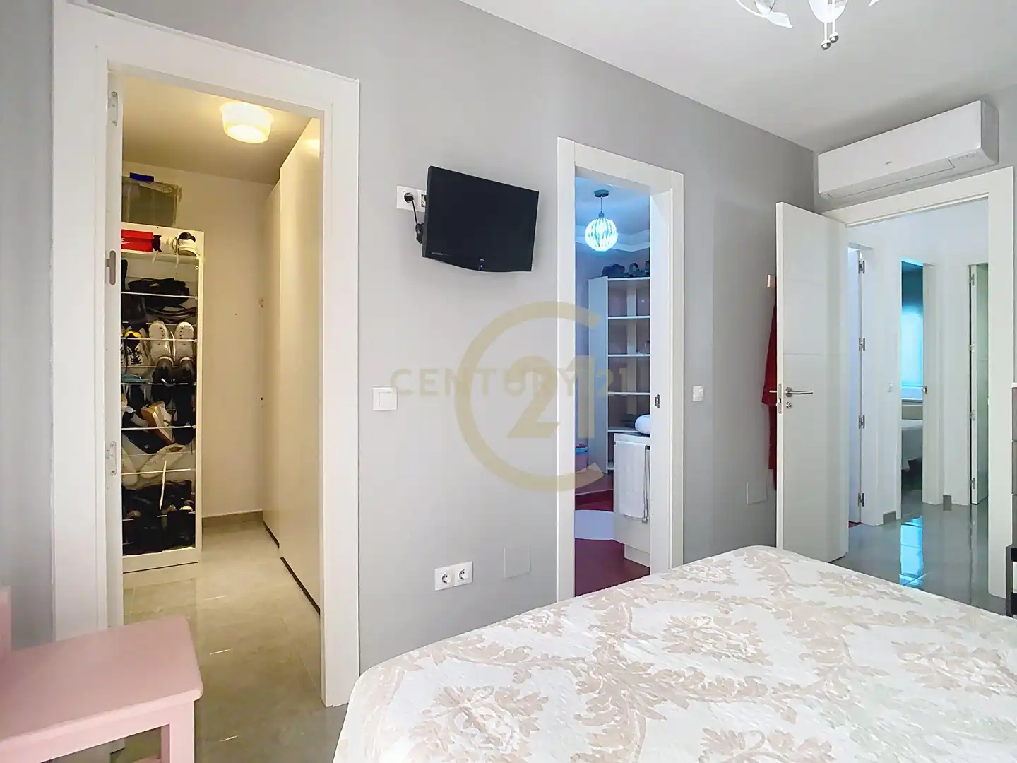 Habitación de Apartamento en venta en Álora con Aire acondicionado, Alarma y Piscina comunitaria