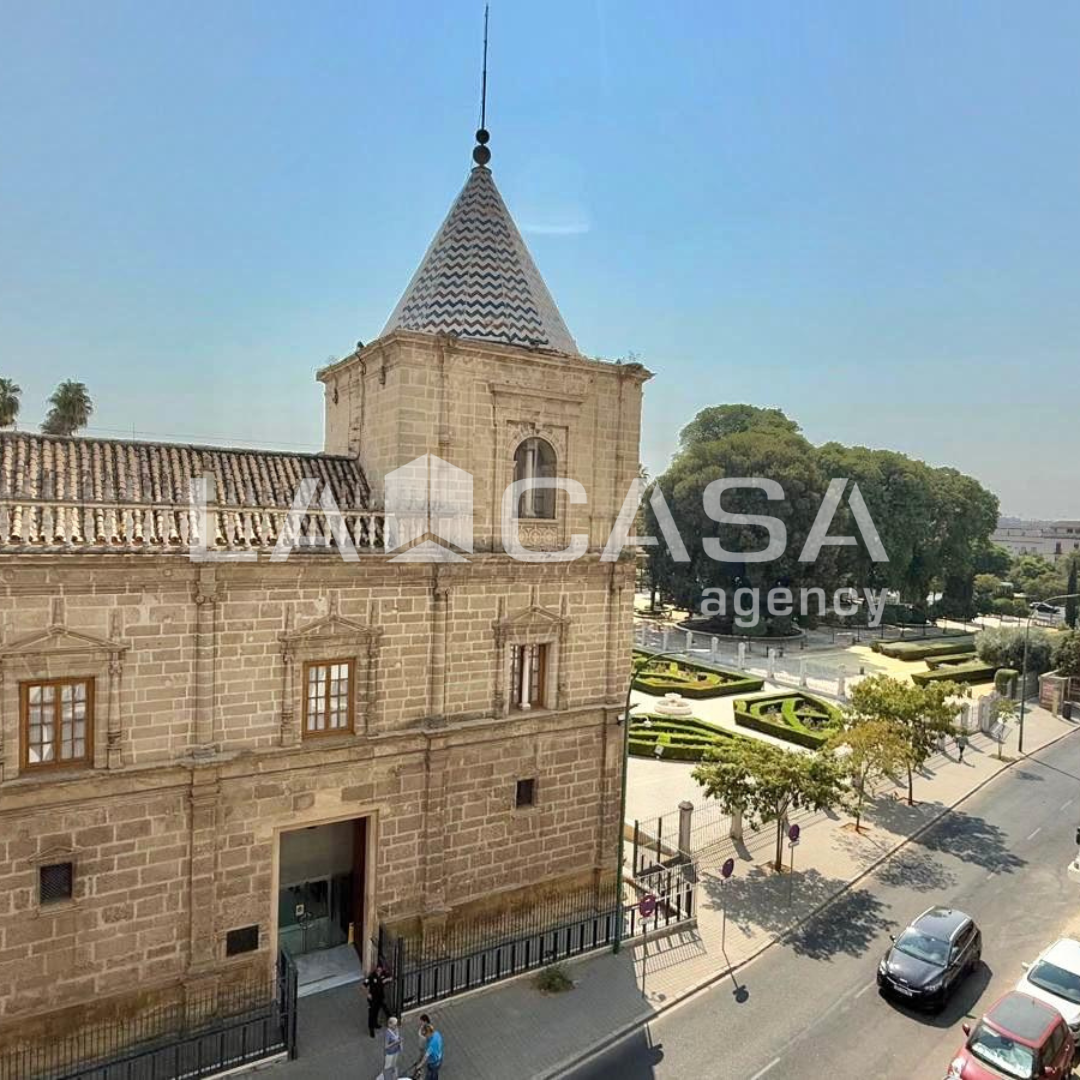 Exterior view of Flat for sale in  Sevilla Capital
