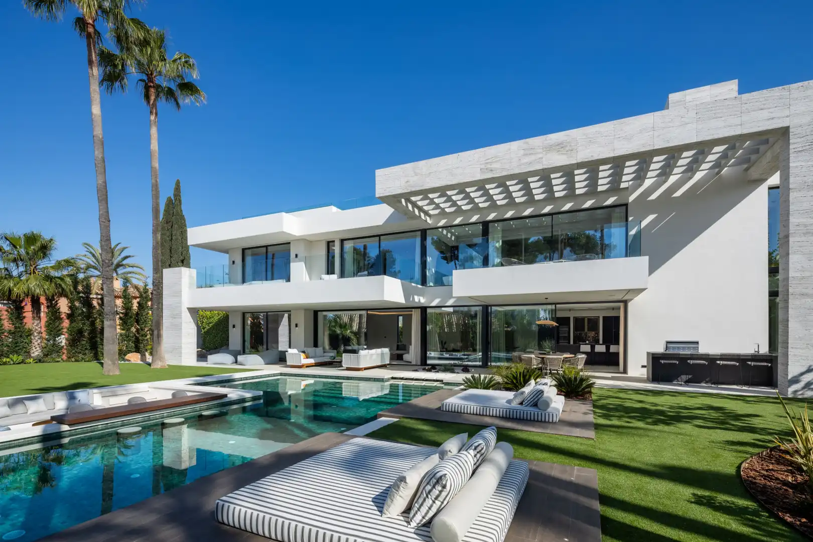 Casa amb piscina en venda a Marbella Centro, imagen 2