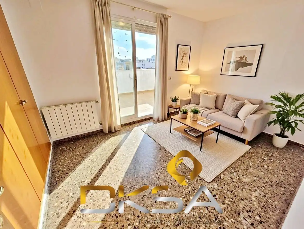 Ático con ascensor en venta en Calle VALL D'UIXO, imagen 3
