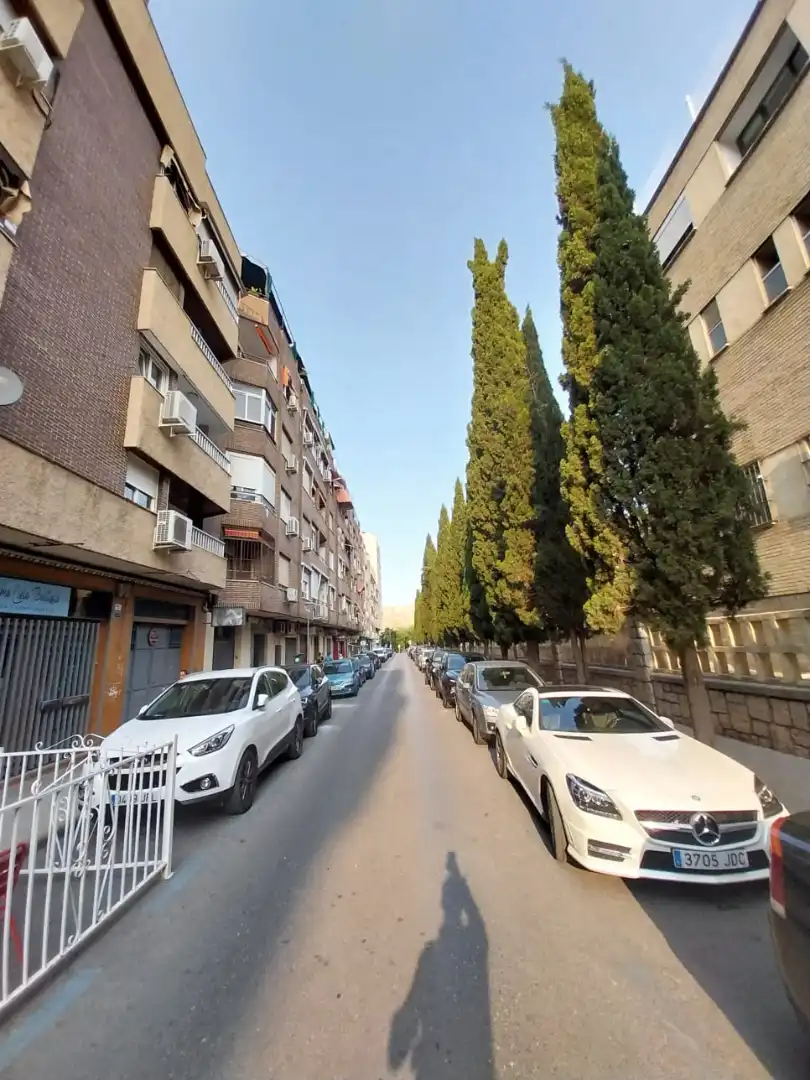 Aparcament amb ascensor en venda a Calle de Sefarad, imagen 4