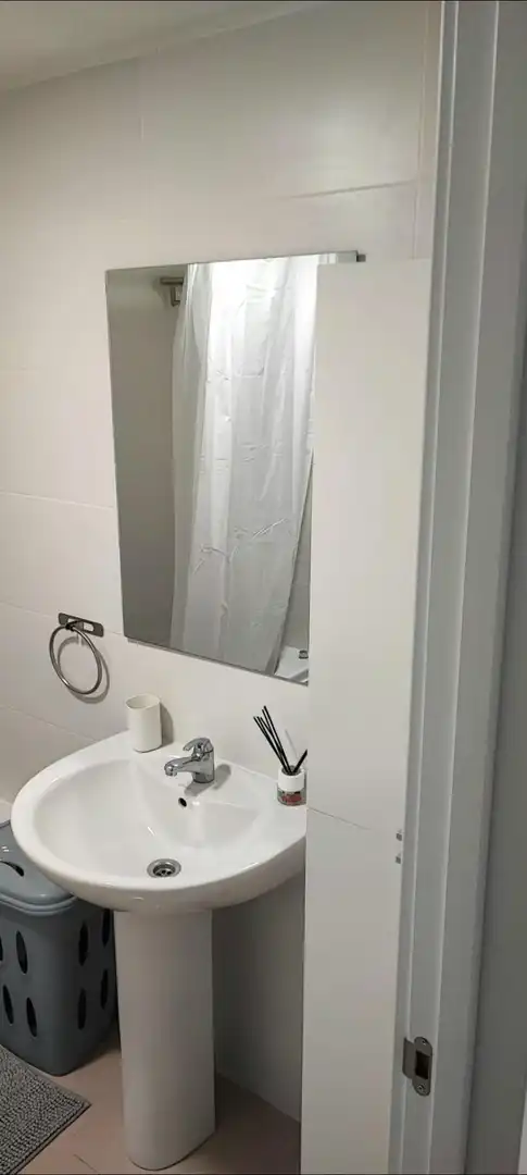 Baño de Estudio en venta en Benalmádena con Aire acondicionado y Piscina comunitaria