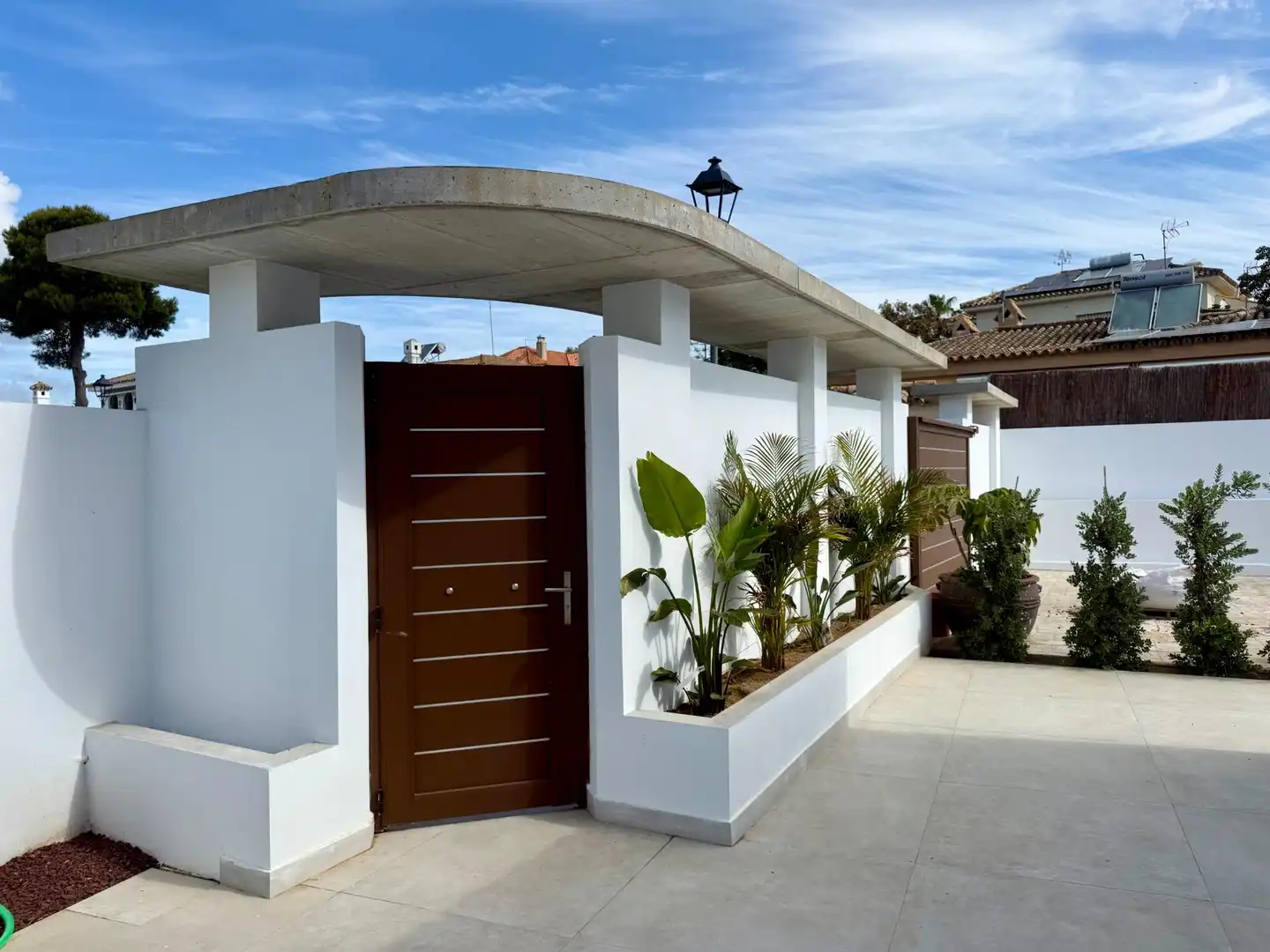 Exterior view of Houses for sale in El Puerto de Santa María  with Private garden, Swimming Pool and Furnished
