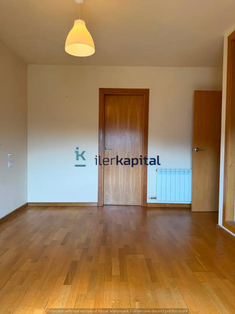 Bedroom of Flat for rent in Rosselló  with Heating