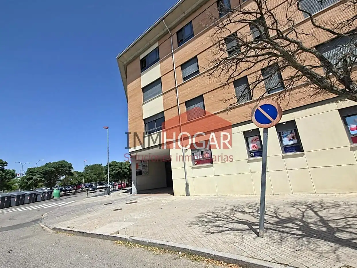 Flat with terrace for sale in Hervencias Altas - El Pinar, imagen 3