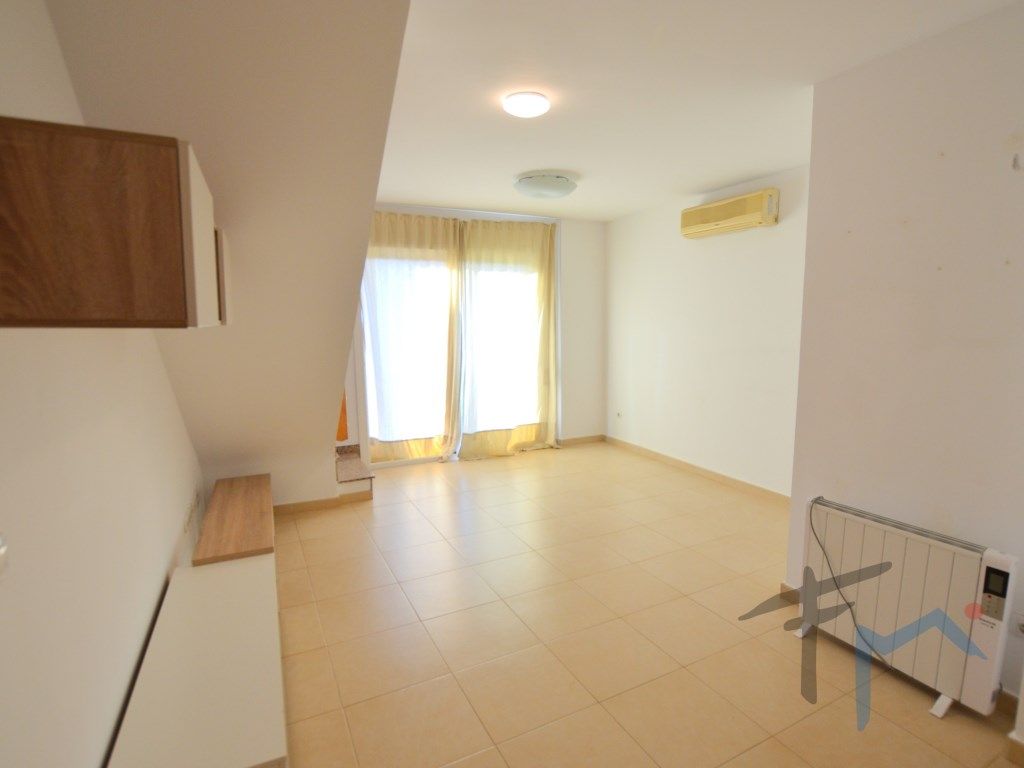 Duplex for sale in Sant Llorenç d'Hortons