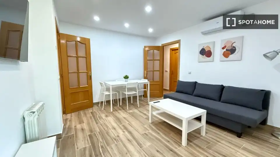 Room in Casco Histórico de Barajas