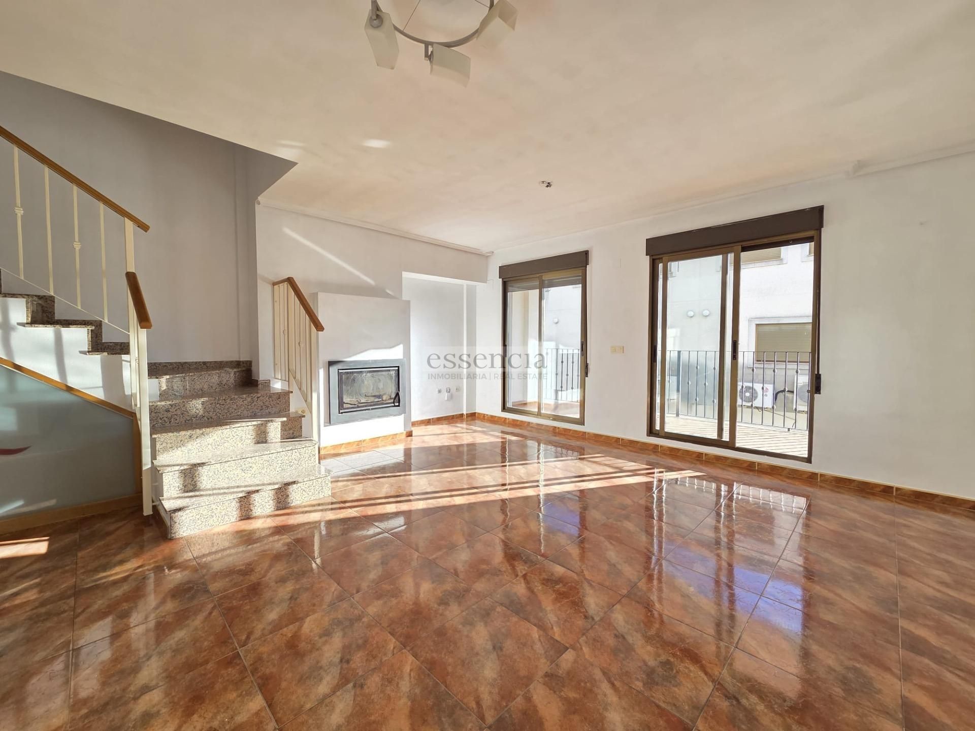 Sala d'estar de Casa adosada en venda en Beniarjó amb Aire condicionat, Terrassa i Traster