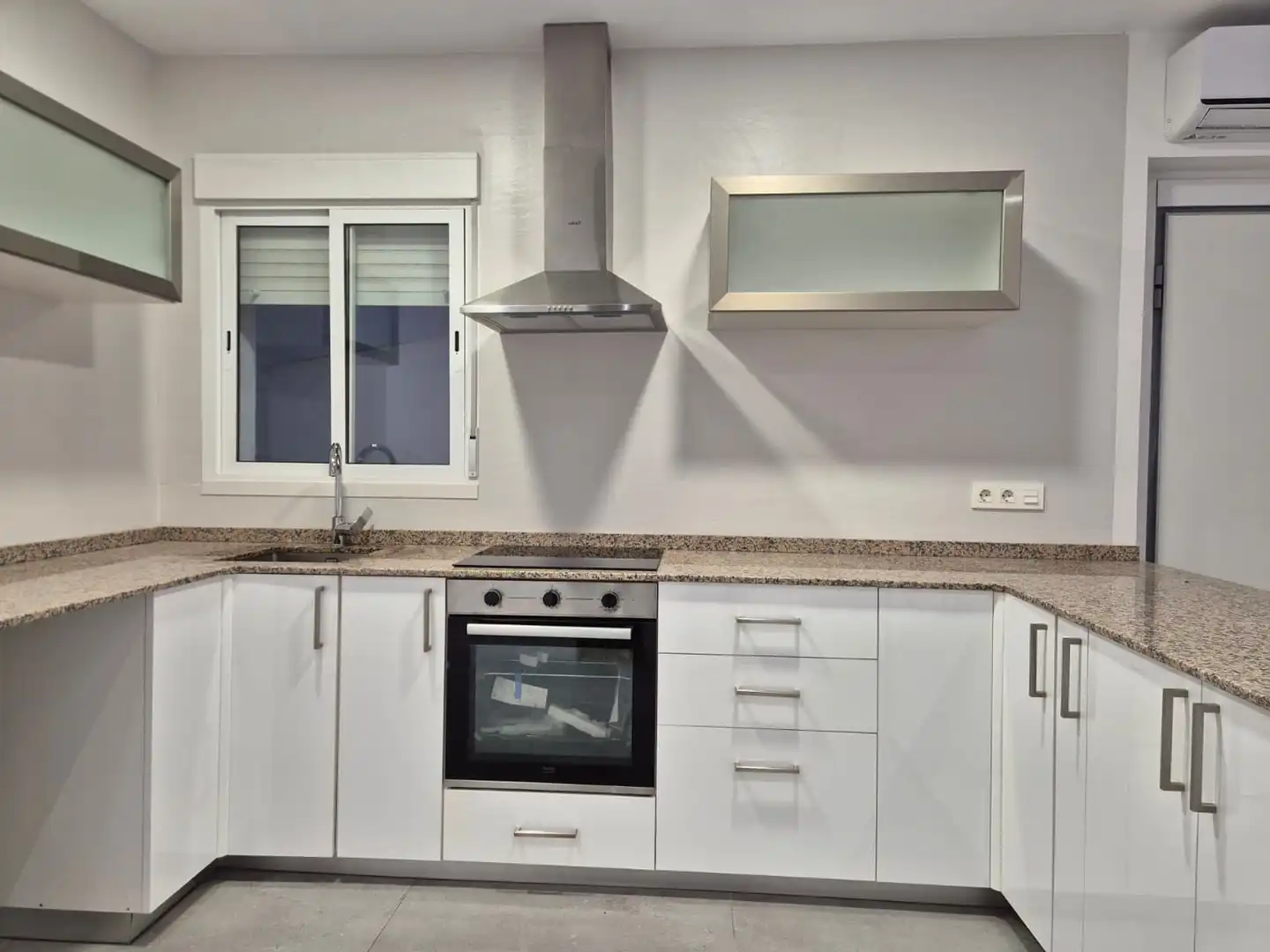 Cocina de Piso en venta en Almàssera con Aire acondicionado