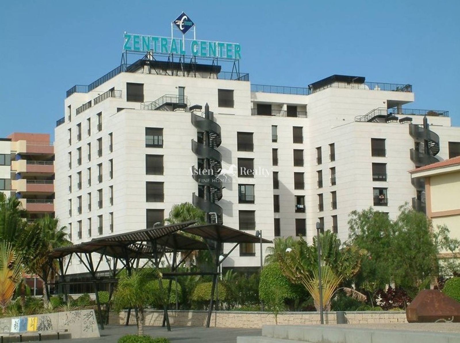 Exterior view of Office for sale in Arona  with Air Conditioner, Furnished and Internet