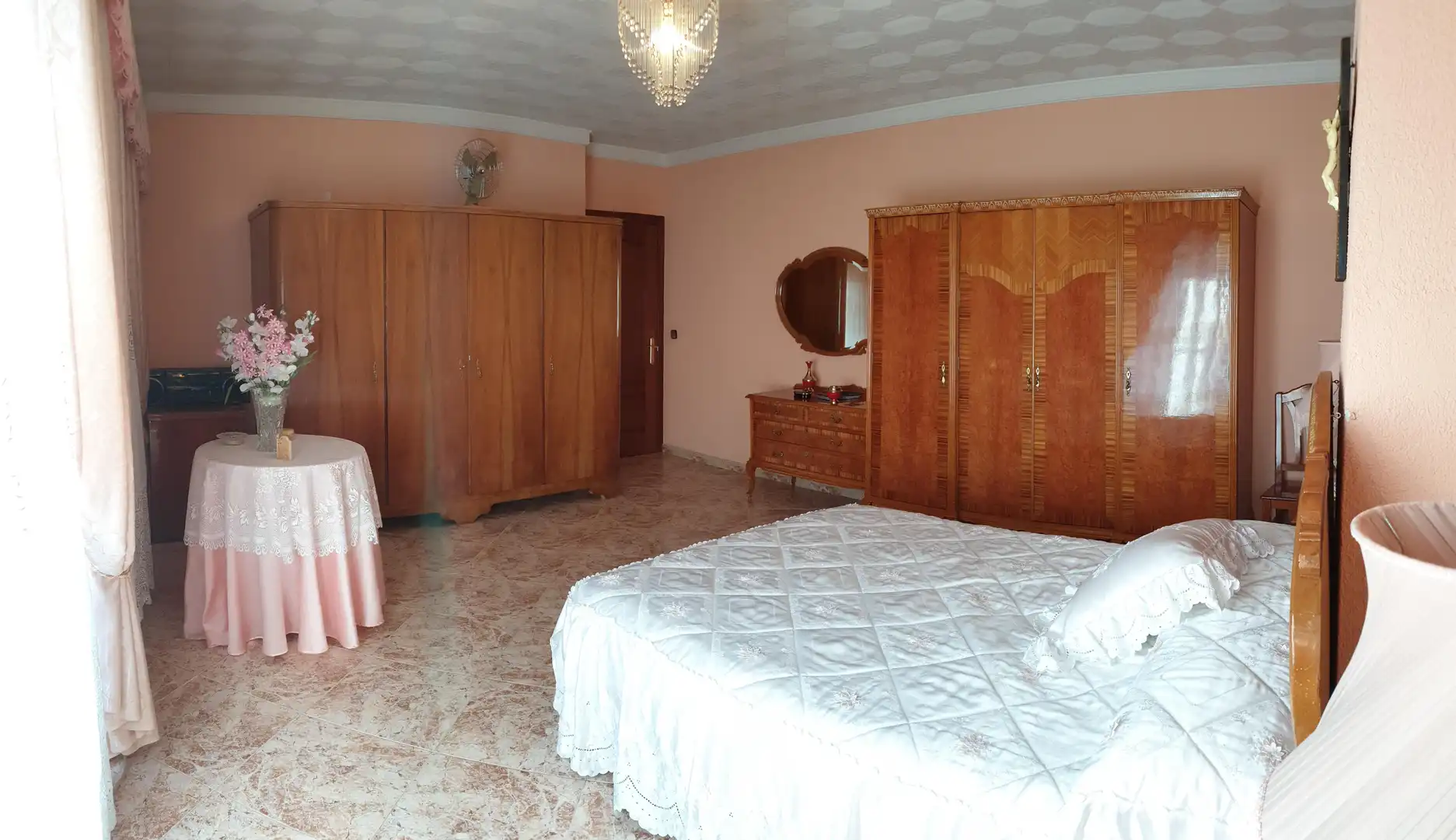 Habitación de Edificio en venta en Torrejón de Ardoz