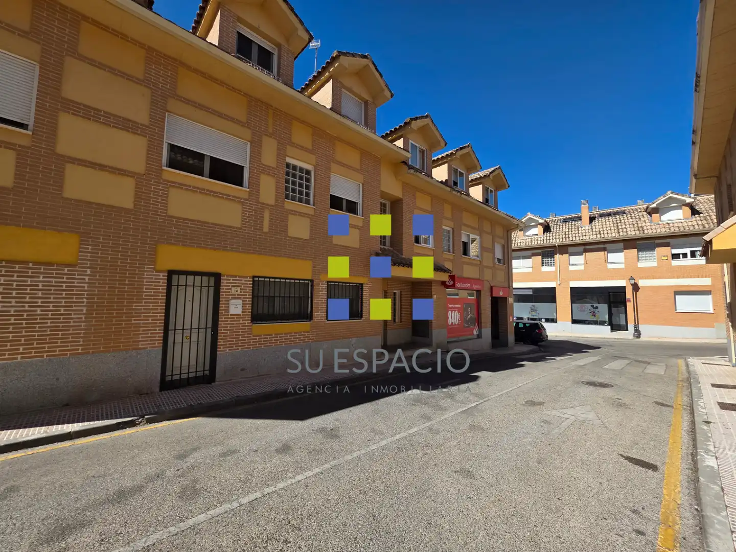 Exterior view of Duplexes for sale in Serranillos del Valle  with Air Conditioner and Heating
