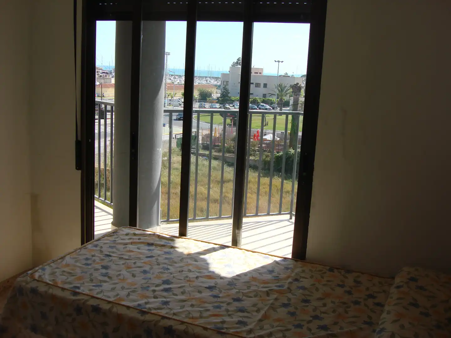 Bedroom of Apartments for rent in Burriana / Borriana  with Furnished