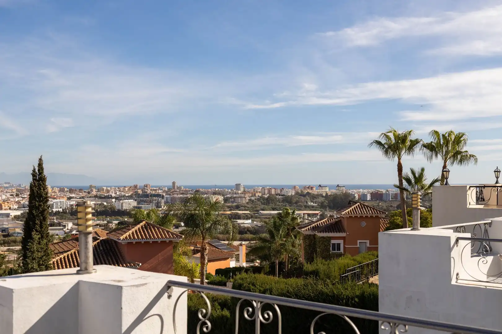 House with terrace for sale in Hipódromo - Cerrado del Águila