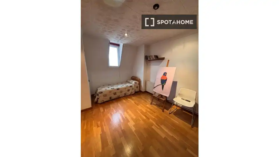 Schlafzimmer von Wohnung zur untervermieten in Sabadell mit Klimaanlage, Terrasse und Möbliert