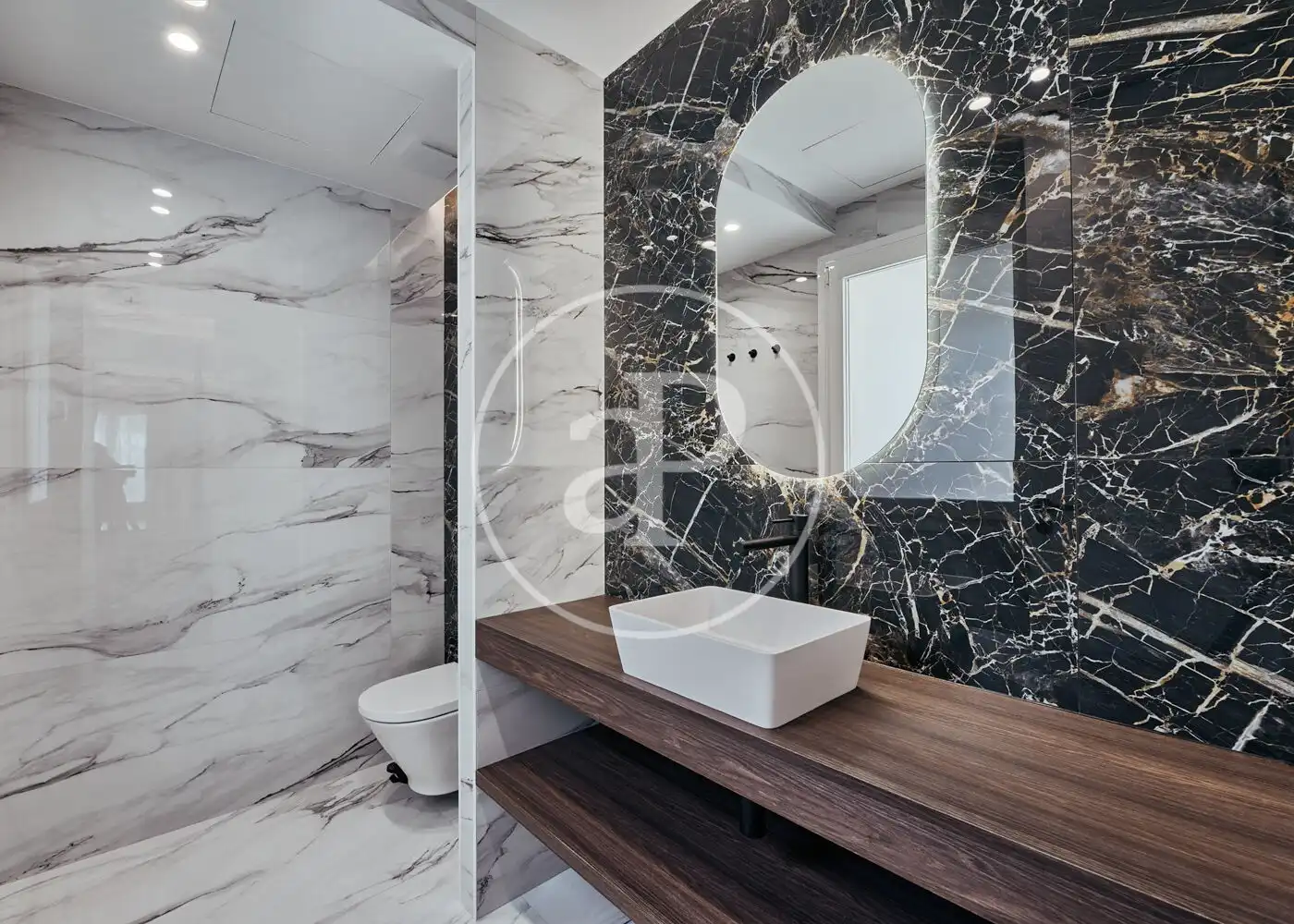 Badezimmer von Wohnung zum Verkauf in Madrid mit Klimaanlage, Heizung und Möbliert