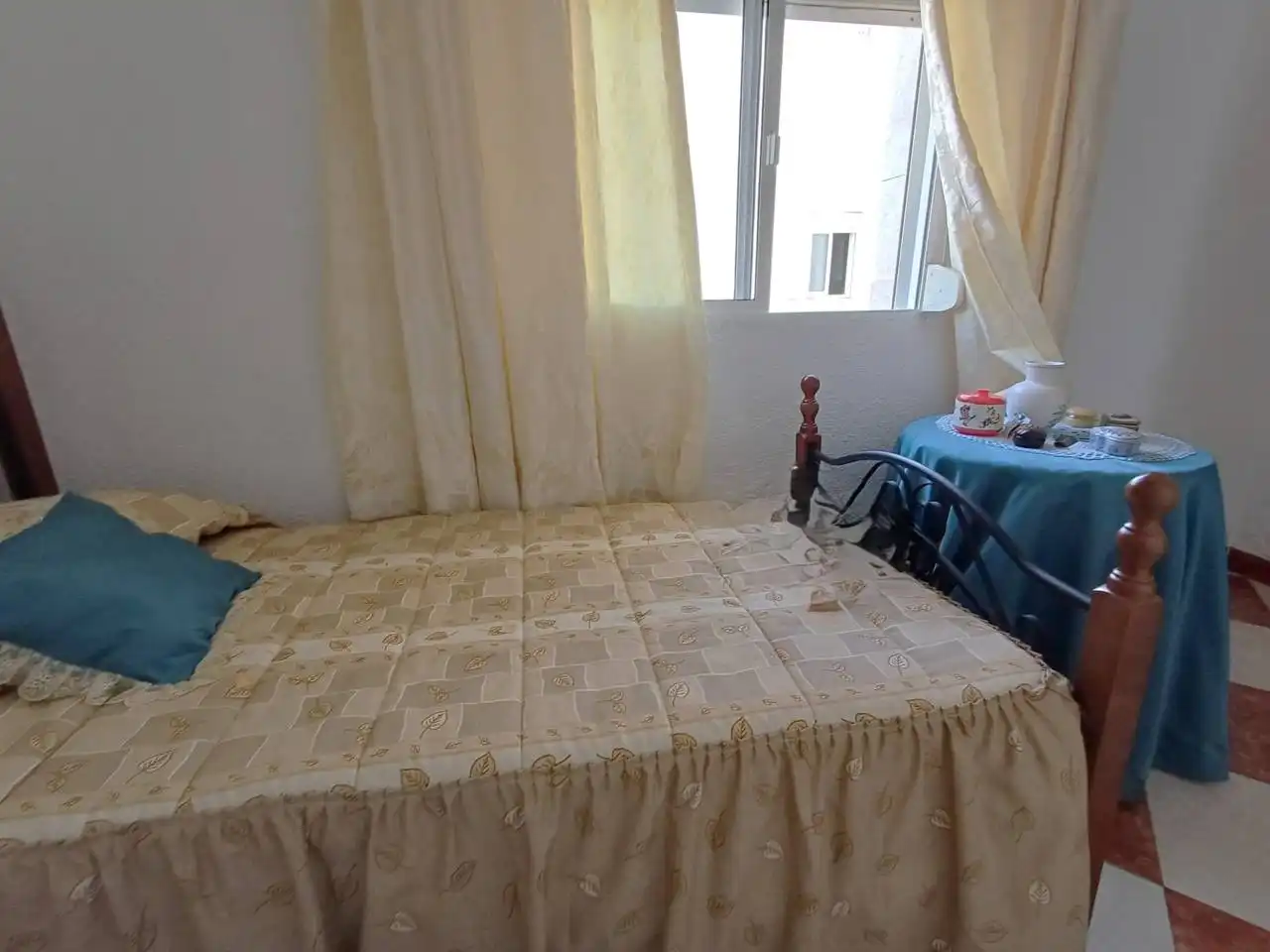 Schlafzimmer von Wohnung zum Verkauf in Huelva mit Klimaanlage