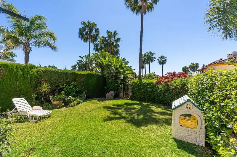 Garden of Detached homes for rent in Estepona  with Air Conditioner, Heating and Terrace