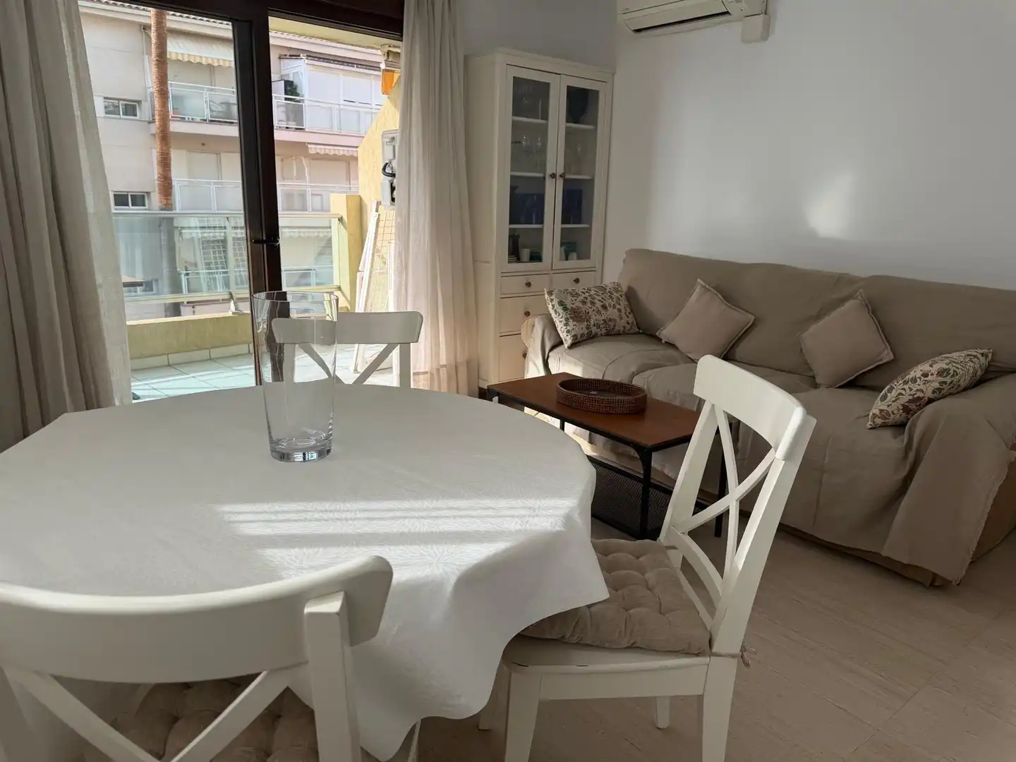 Comedor de Apartamento de alquiler en Fuengirola con Aire acondicionado, Calefacción y Terraza