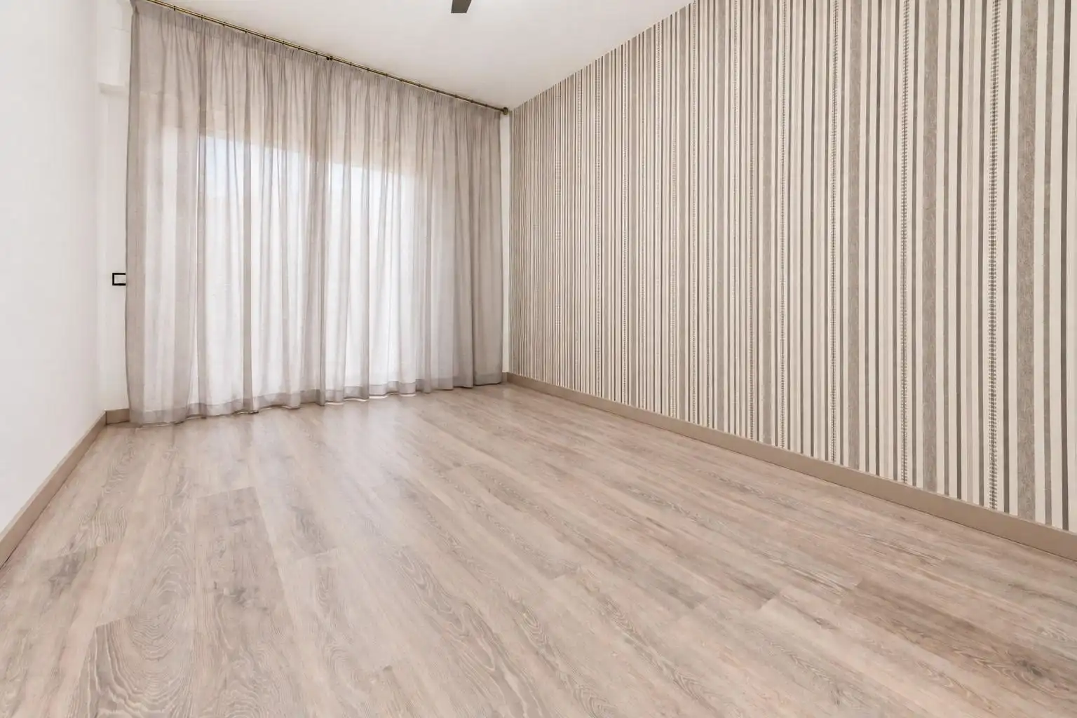 Bedroom of Flat for rent in Centre - Sant Oleguer