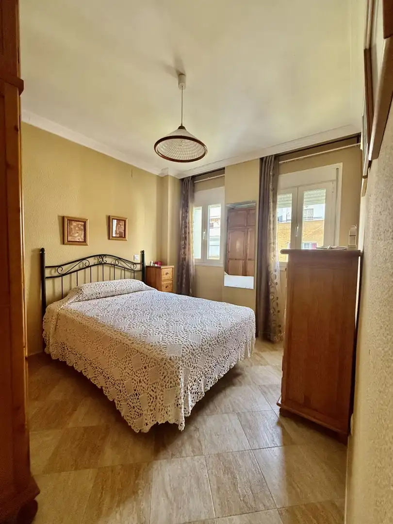 Dormitori de Pis en venda en Isla Cristina amb Aire condicionat, Calefacció i Terrassa