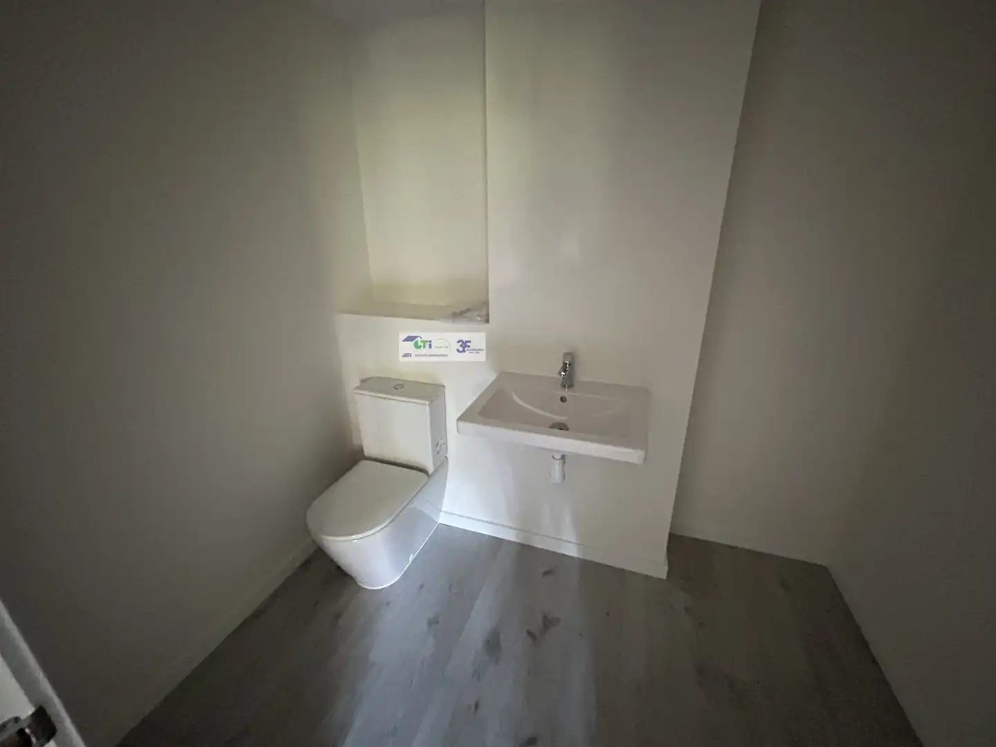 Baño de Oficina en venta en Zaragoza