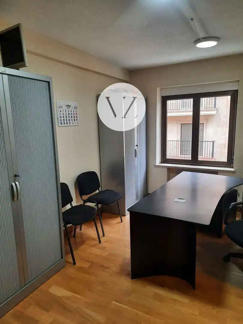 Ufficio con terrazza in affitto a VIA GRAN, imagen 8