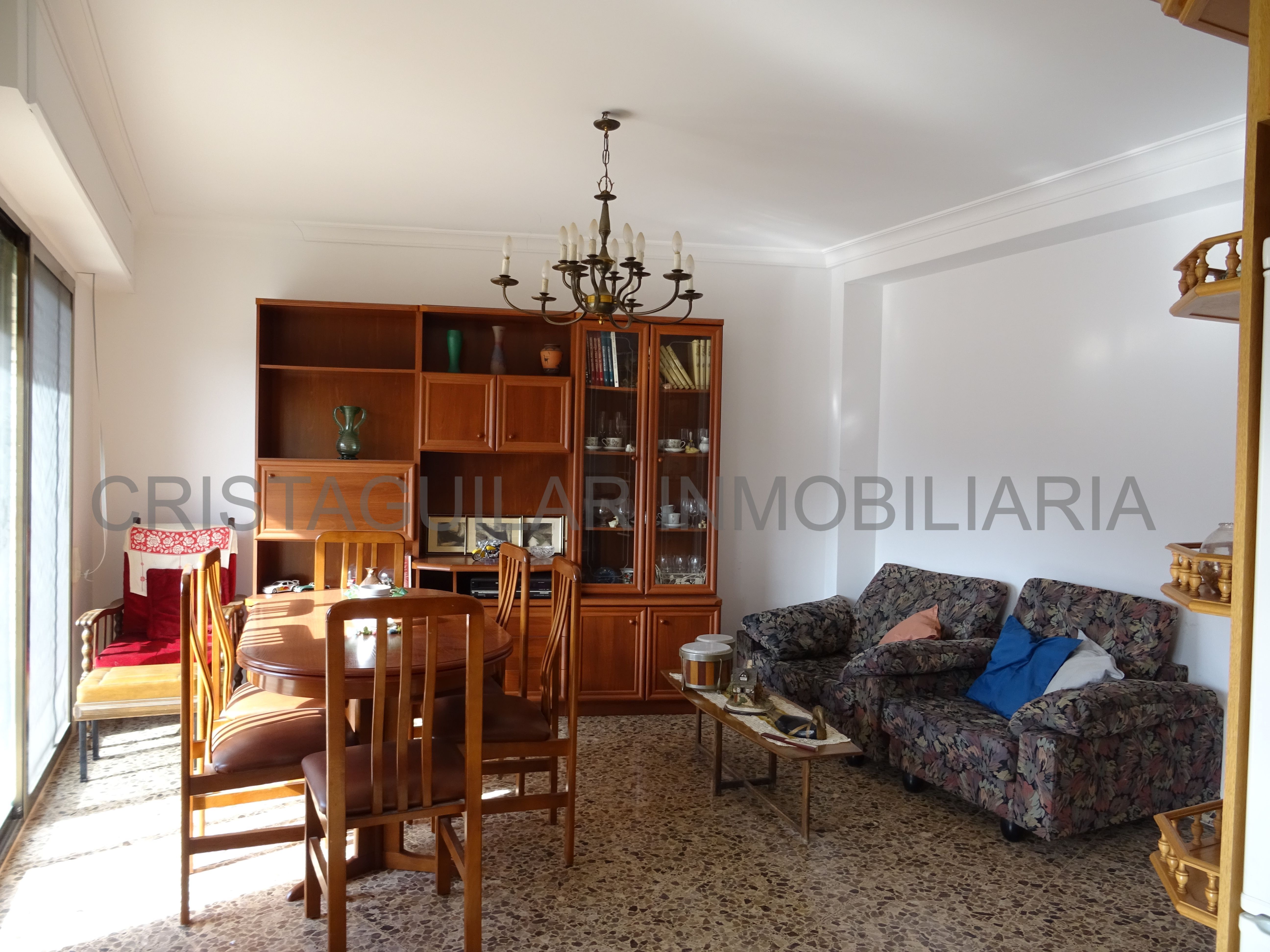 Living room of Building for sale in Gestalagar