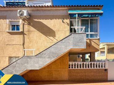 Bungalow amb piscina en venda a Centro