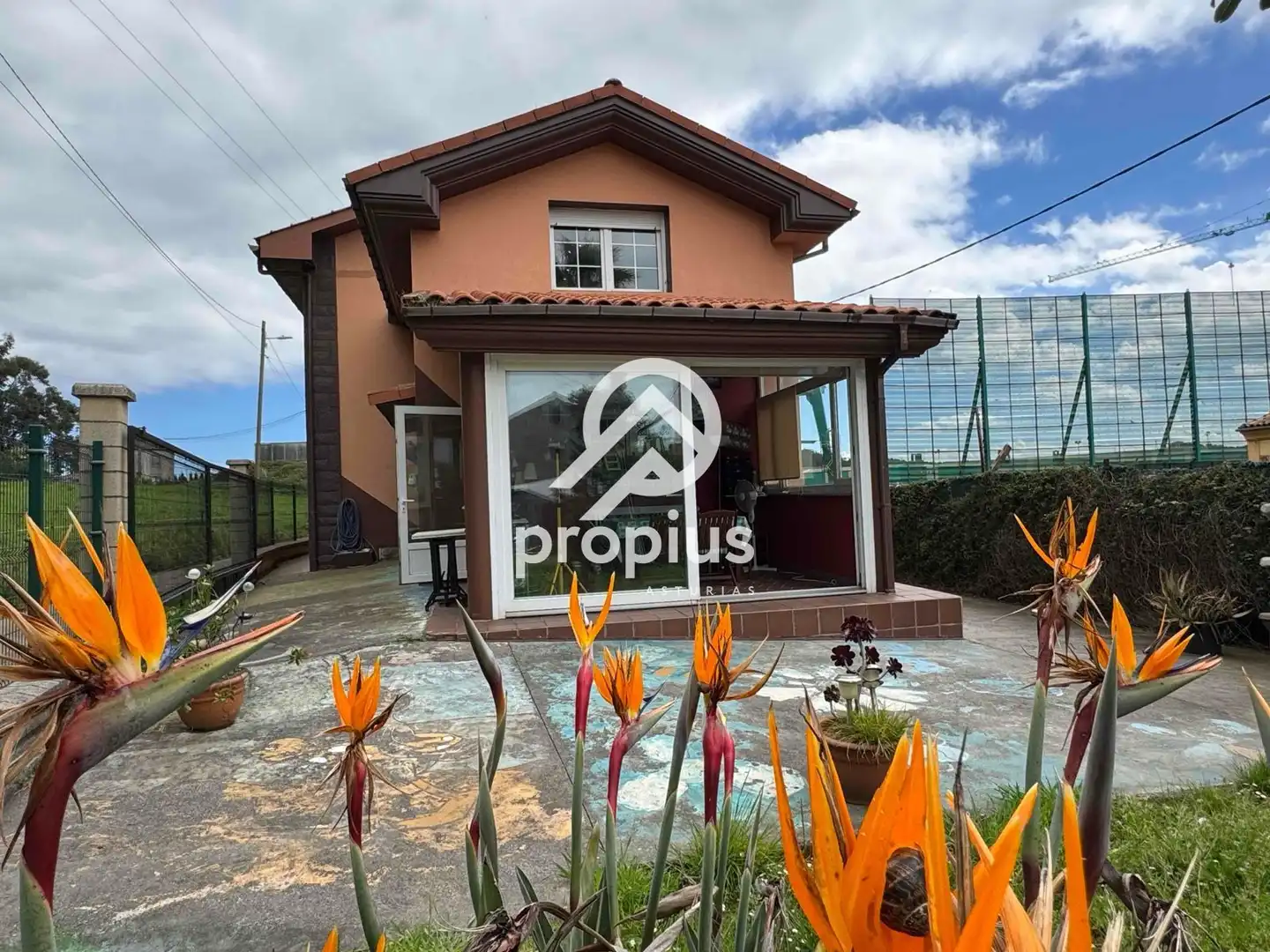 Exterior view of Houses for sale in Avilés  with Heating, Private garden and Parquet flooring