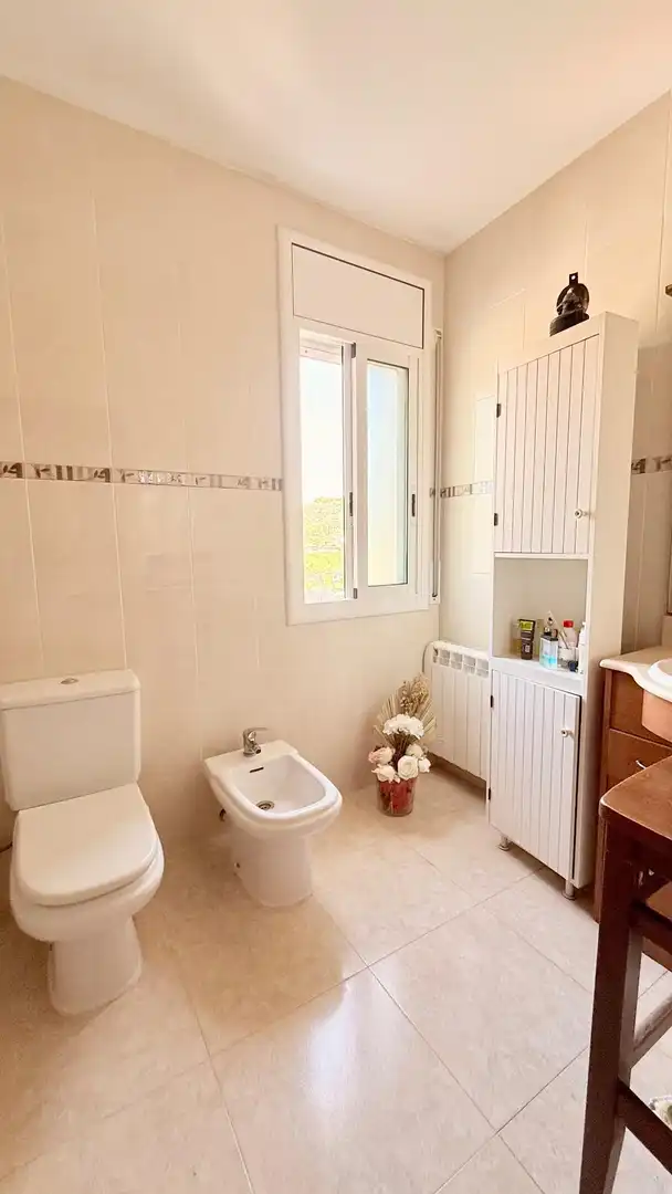Bany de Casa adosada en venda en Calafell amb Aire condicionat, Calefacció i Jardí privat