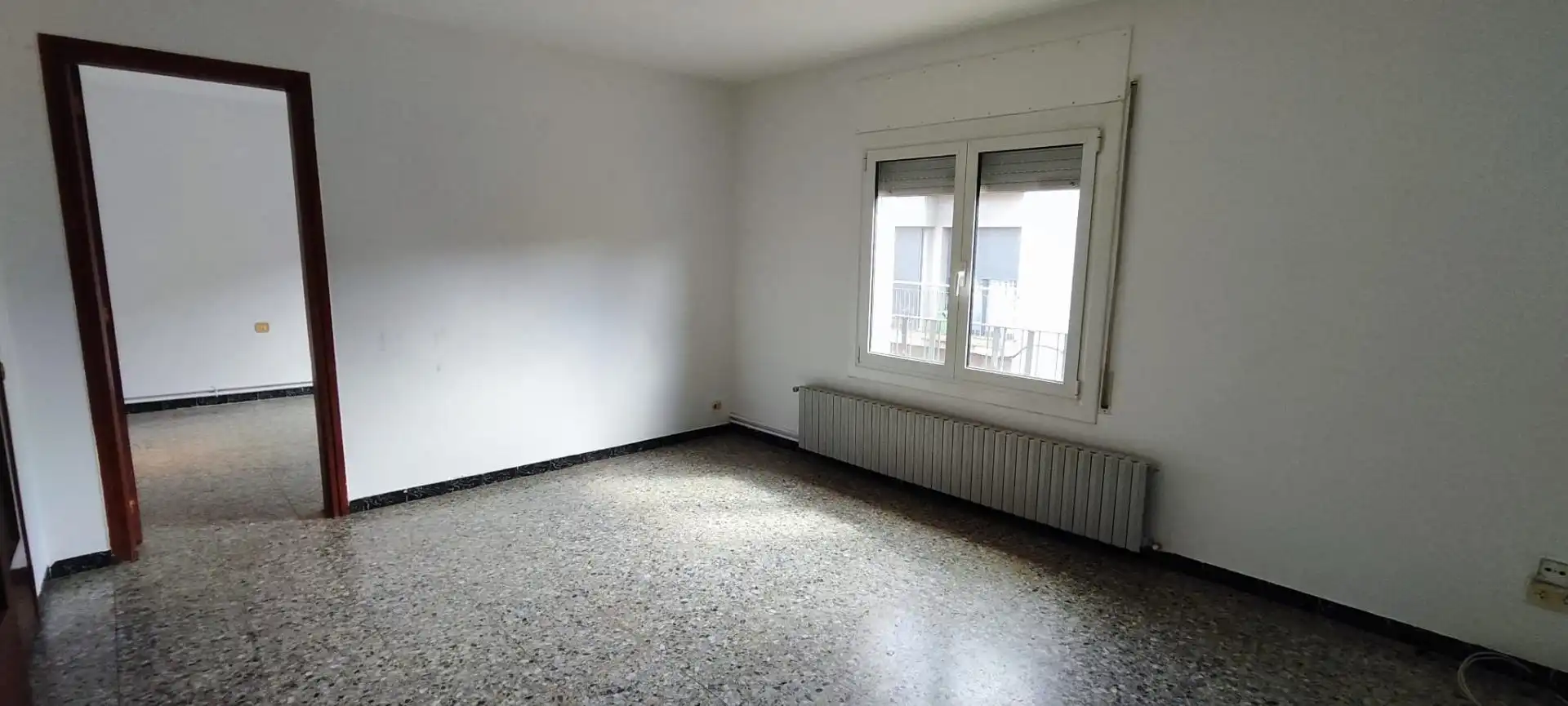 Dormitori de Casa o xalet en venda en Sant Hipòlit de Voltregà amb Terrassa i Balcó